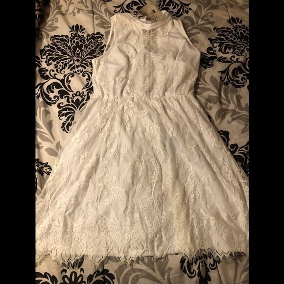 Lilly rose dress - Picture 5 of 8